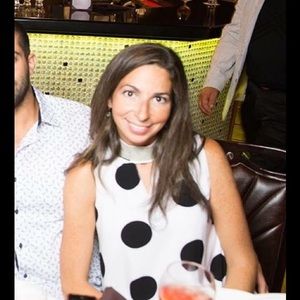 Meet your Posher, Lenore